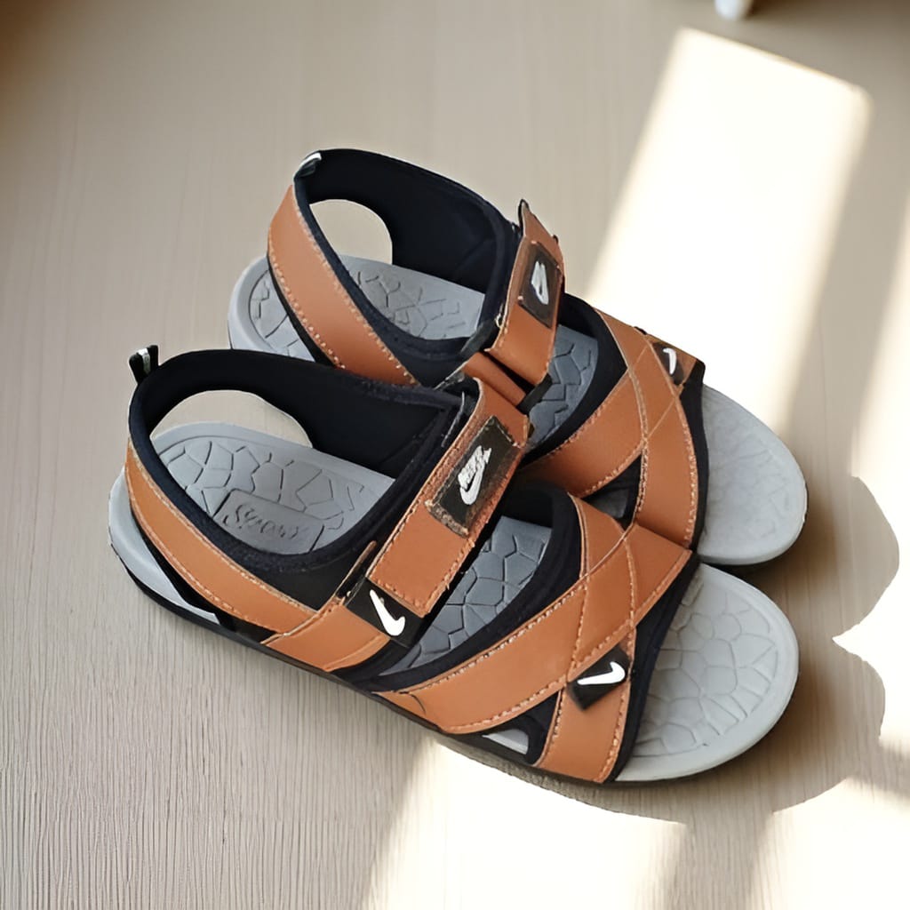 Nike Men’s Brown Comfortable Sandals.